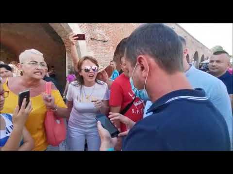 Protest împotriva vaccinării obligatorii și propaganda LGBT în Oradea