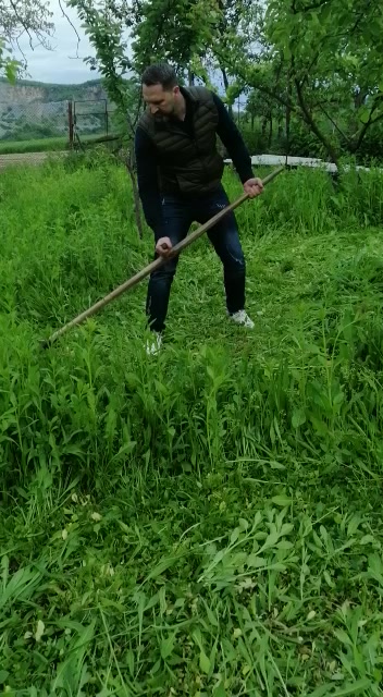 Agricultura trebuie susținută și dezvoltată în România! Viața la țară este cea mai frumoasă iar pământul românesc e sfânt! 🇷🇴